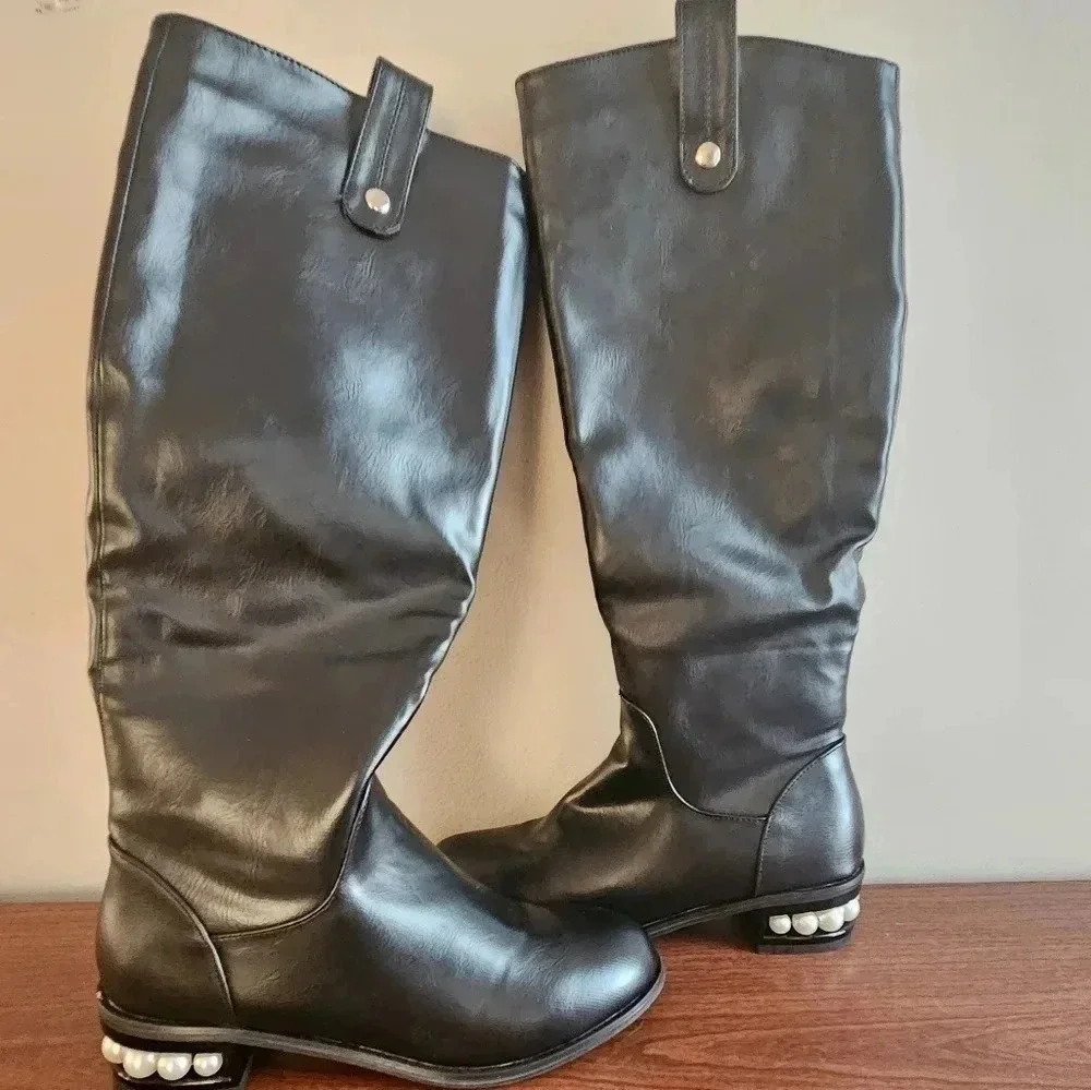 Catherine Malandrino Knee High  Pearl Style Boots SIZE 8 EUC